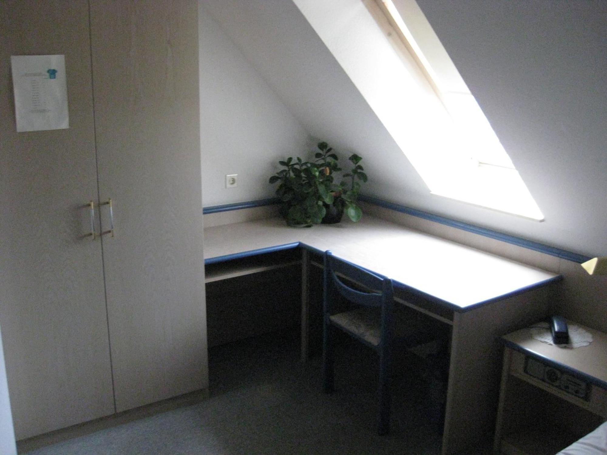 Smart Hostel By Landgasthof Velber 24H7D Seelze Ngoại thất bức ảnh