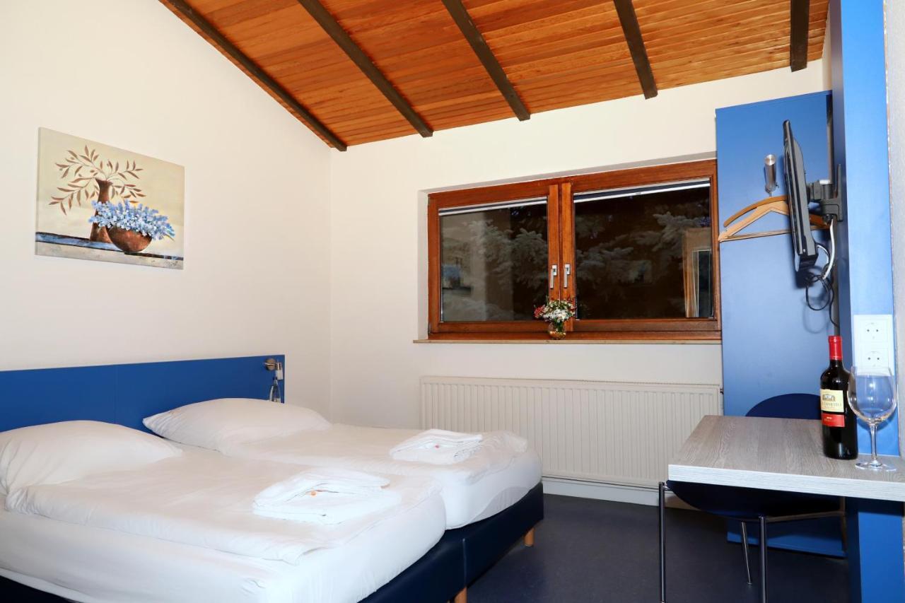 Smart Hostel By Landgasthof Velber 24H7D Seelze Ngoại thất bức ảnh